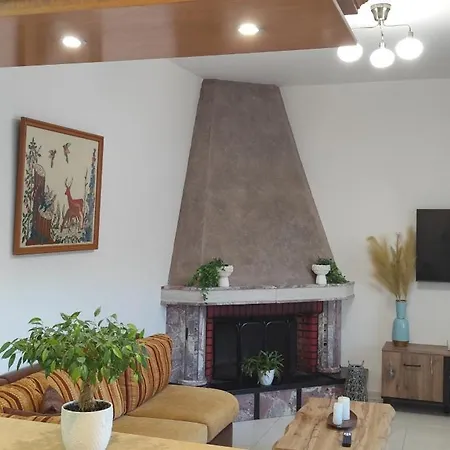 Ioanna's Case de vacanță Émbonas